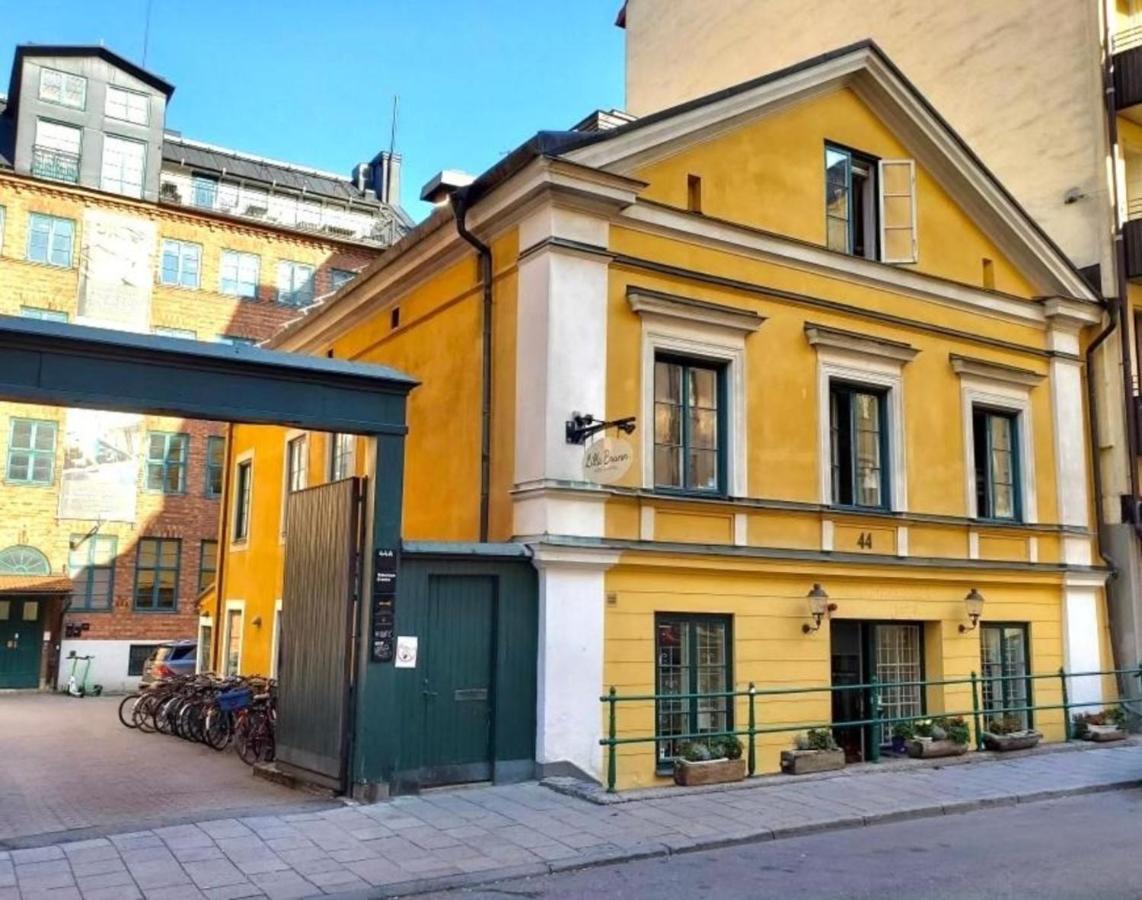 Хостел Lilla Brunn Стокгольм Экстерьер фото